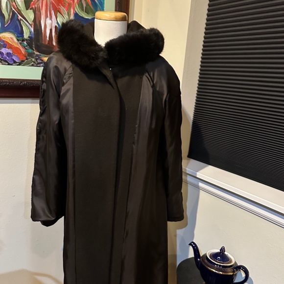 Elegant Brown Wool Long Overcoat with Hood & Real Fur 1990s - sz 10 P or Med - Picture 9 of 16